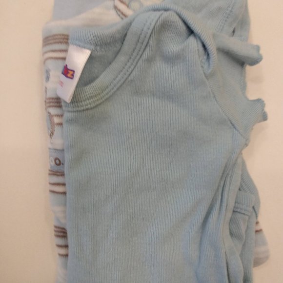 Baby Boy Jumper and Onesie - Picture 13 of 13